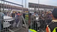 Beredar Video Mobil Anggota DPRD Cilegon Tabrak Buruh yang Sedang Demo
