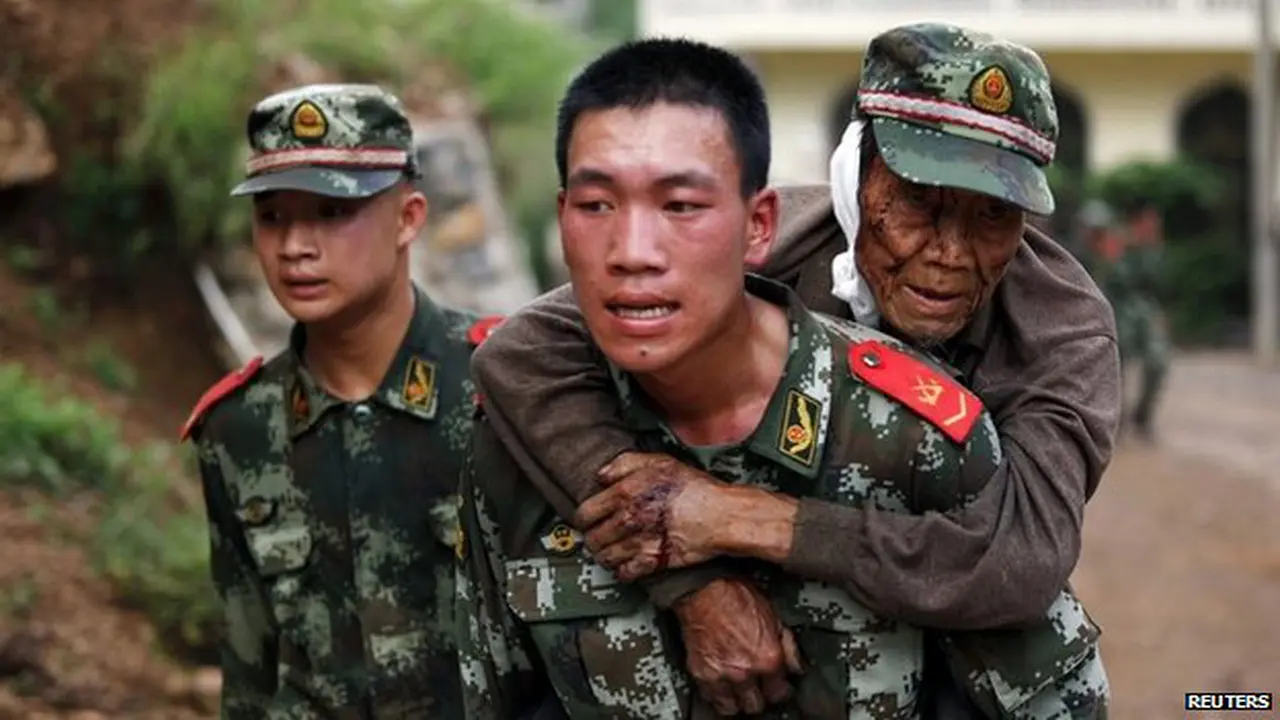 2.500 Tentara Dikerahkan Cari Korban Gempa China