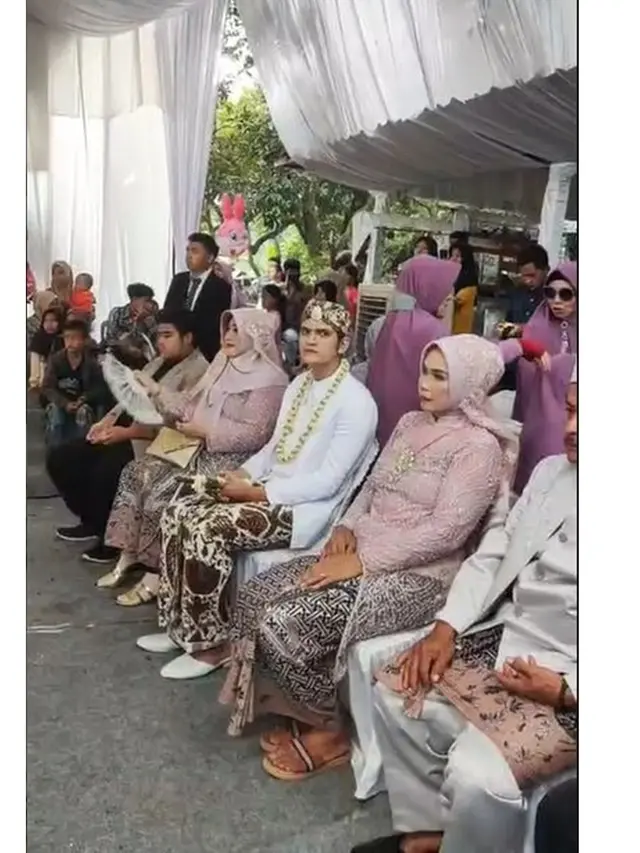 7 Potret Pernikahan Farhan, Mantan Artis Cilik Pemeran Tuyul di FTV Gentabuana
