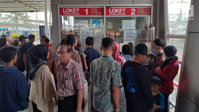 Gangguan Listrik, Calon Penumpang KRL Tertumpuk di Stasiun Bogor