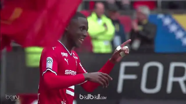 Benjamin Bourigeaud mencetak gol kemenangan Rennes 2-1 atas Toulouse meski timnya hanya bermain 10 orang hingga laga berakhir. Bou...
