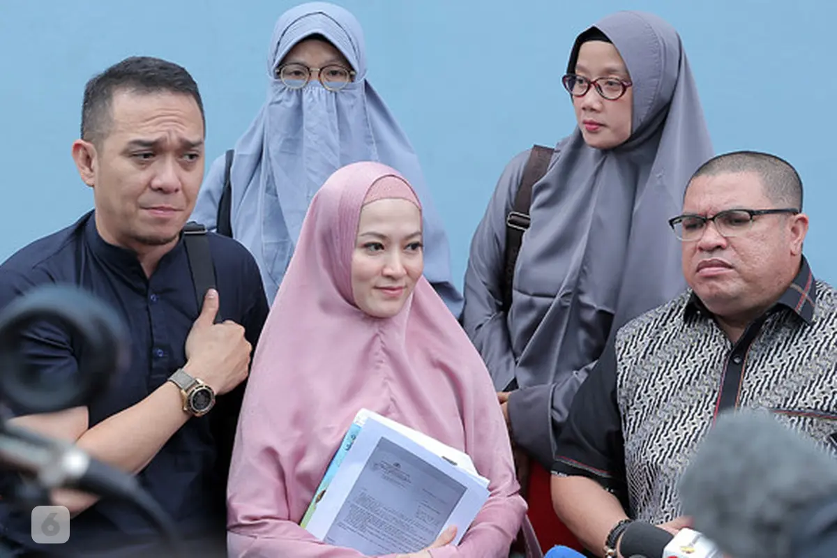 [Bintang] Lyra Virna dan Fadlan