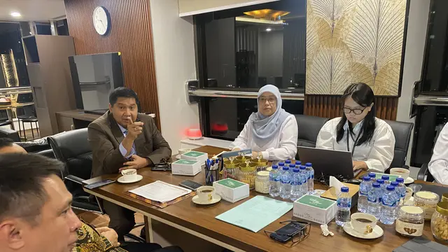 Menteri Perumahan dan Kawasan Permukiman (PKP) Maruarar Sirait Rapat mengenai Rumah Subsidi bersama BP Tapera dan Pengembang. (Liputan6.com/Tian)