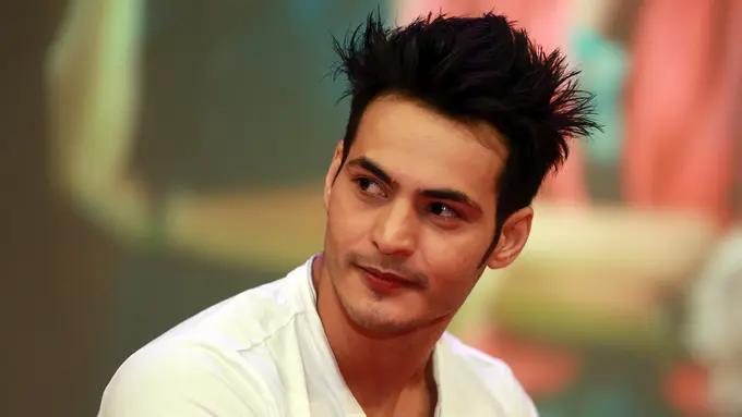 [Bintang] Ravi Bhatia
