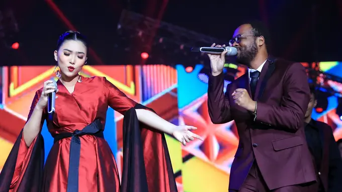 [Bintang] Isyana dan Kamga