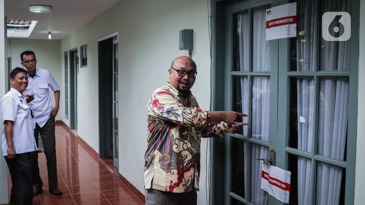 Ruang Kerja Wahyu Setiawan yang Disegel KPK