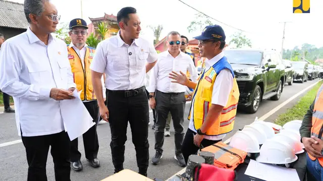 AHY Pelototi Pelaksanaan Inpres Jalan Daerah TA 2023 Sepanjang 8,6 Km di Bali