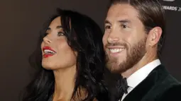 Pilar Rubio memiliki perbedaan umur delapan tahun lebih tua dari kapten Los Blancos tersebut. Ramos yang berusia 34 tahun dan Pilar Rubio telah memasuki usia 43 tahun pada 17 Maret 2021 lalu. (AP/Luca Bruno)