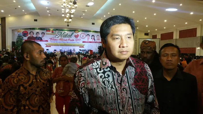 Ketua Umum Taruna Merah Putih Maruarar Sirait