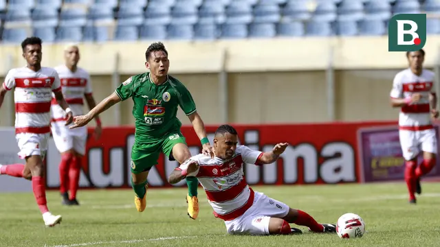 FOTO: PSS Sleman sementara Unggul 1-0 atas Madura United dalam Laga Grup C Piala Menpora 2021