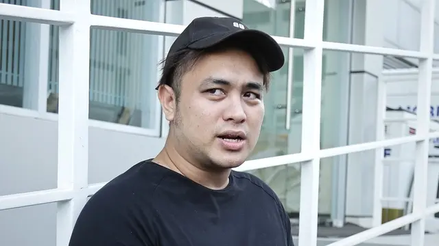 [Fimela] Gilang Dirga