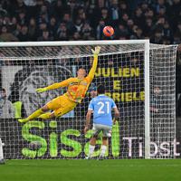 Lakoni Laga di Pengujung 2025 dengan Kekalahan, Emil Audero Bertekad Lebih Baik Bersama Cremonese di Tahun 2026