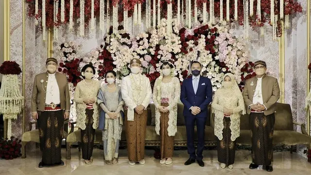 Potret Aliya Rajasa, Mantu SBY Kenakan Kebaya Hamil saat Kondangan Putri Tanjung Hingga Serba Ungu di Pengajian 4 Bulanan/@ruby_26