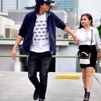 Intip manisnya potret Prilly Latuconsina dan Maxime Bouttier. (instagram/bouttier_maxime)