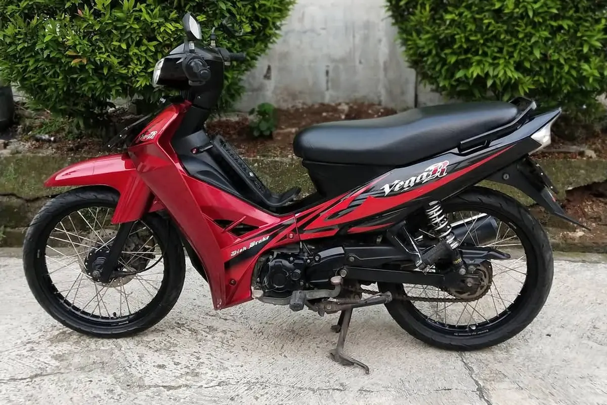 Yamaha Vega R