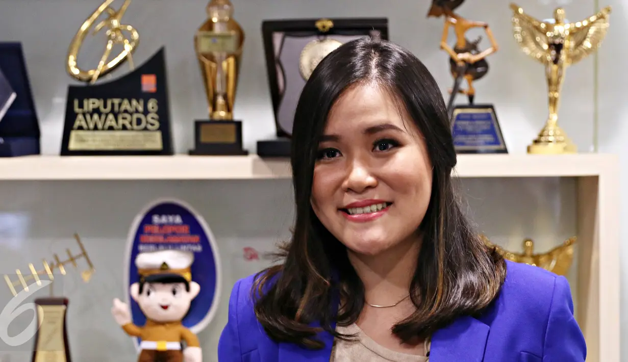 Senyum Jessica Kumala Wongso saat berpose usai wawancara di SCTV Tower, Jakarta, 28 Januari 2016. Jessica adalah saksi kasus kematian Wayan Mirna Salihin yang tewas diracun sianida pada 6 Januari lalu. (Liputan6.com/Immanuel Antonius)