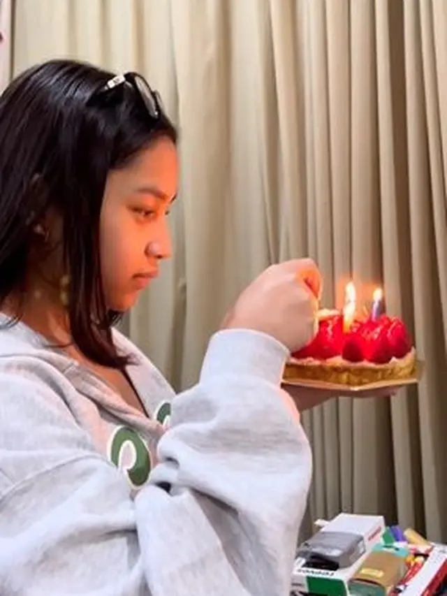 6 Momen Kejutan Ulang Tahun Mayangsari ke-51 tahun, Mesra dengan Bambang Trihatmodjo
