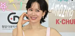 Tak hanya karena berhasil membawa pulang penghargaan Best Actress, penampilannya kali ini juga sukses mencuri perhatian berkat transformasi rambut terbarunya yang jauh berbeda dari gaya khas yang selama ini melekat padanya. [@kim_binjin2511/@yejinhand].