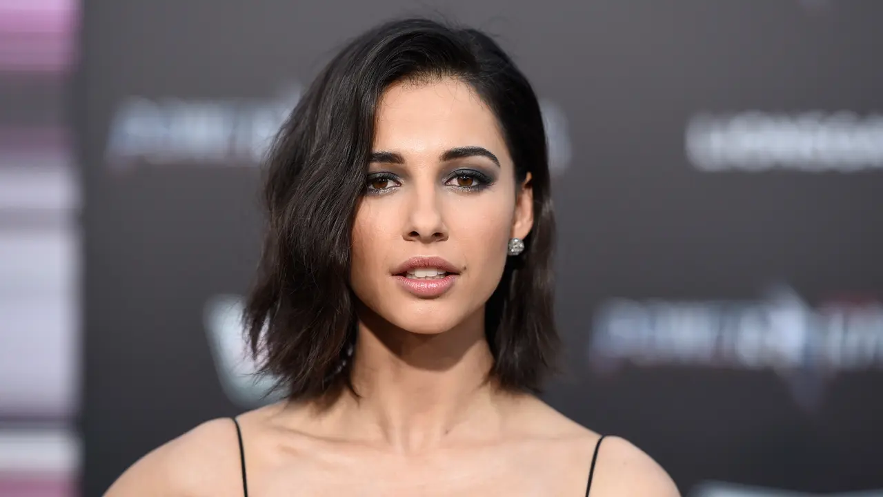 Naomi Scott, Pemeran Putri Jasmine dalam Film Aladdin