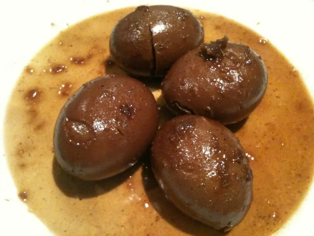 Telur Pindang. (Foto: royaltumpeng.com)