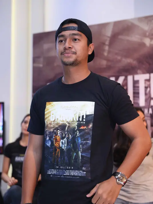 Lelaki yang mengawali kariernya dari ajang pencarian bakat Indonesian Idol yang masuk 40 besar  itu mengaku film Bangkit, merupakan film tersusah selama menjalani kariernya. (Nurwahyunan/Bintang.com)