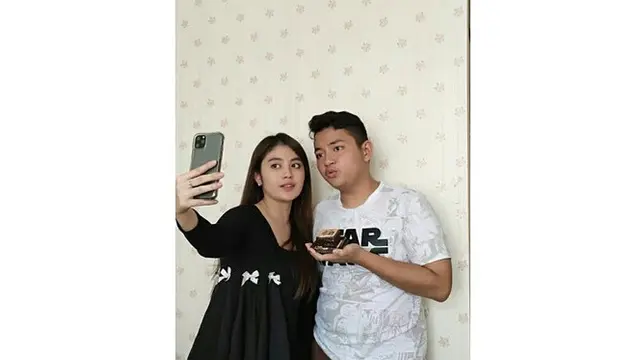 Jarang Terekspos, Ini 6 Potret Rafly Syahputra Adik Nabilah Eks JKT48
