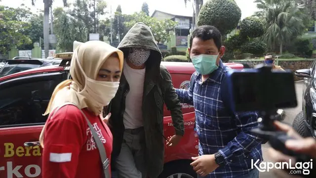 Ditemani Widi Mulia, Ini 7 Potret Dwi Sasono Dipindahkan ke RSKO Cibubur