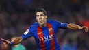 Bintang FC Barcelona, Luis Suarez masuk dalam deretan pemain dengan gaji termahal pada tim Blaugrana. Luis Suarez menempati urutan ketiga dengan bayaran sebesar £200,000,- per minggu. (EPA/Alejandro Garcia)