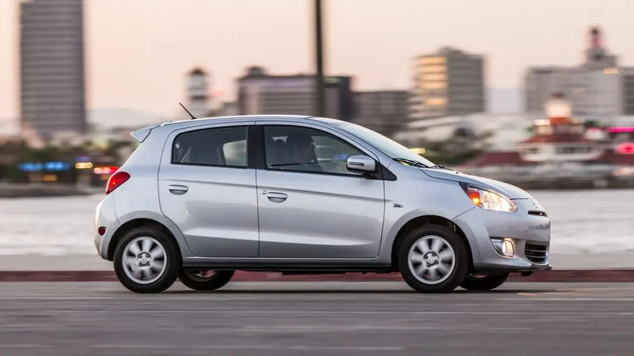Kabel Airbag Korosi, Mitsubishi Mirage Ditarik dari Peredaran