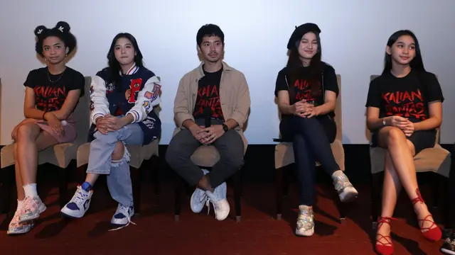 [Fimela] Perilisan official poster film Kalian Pantas Mati