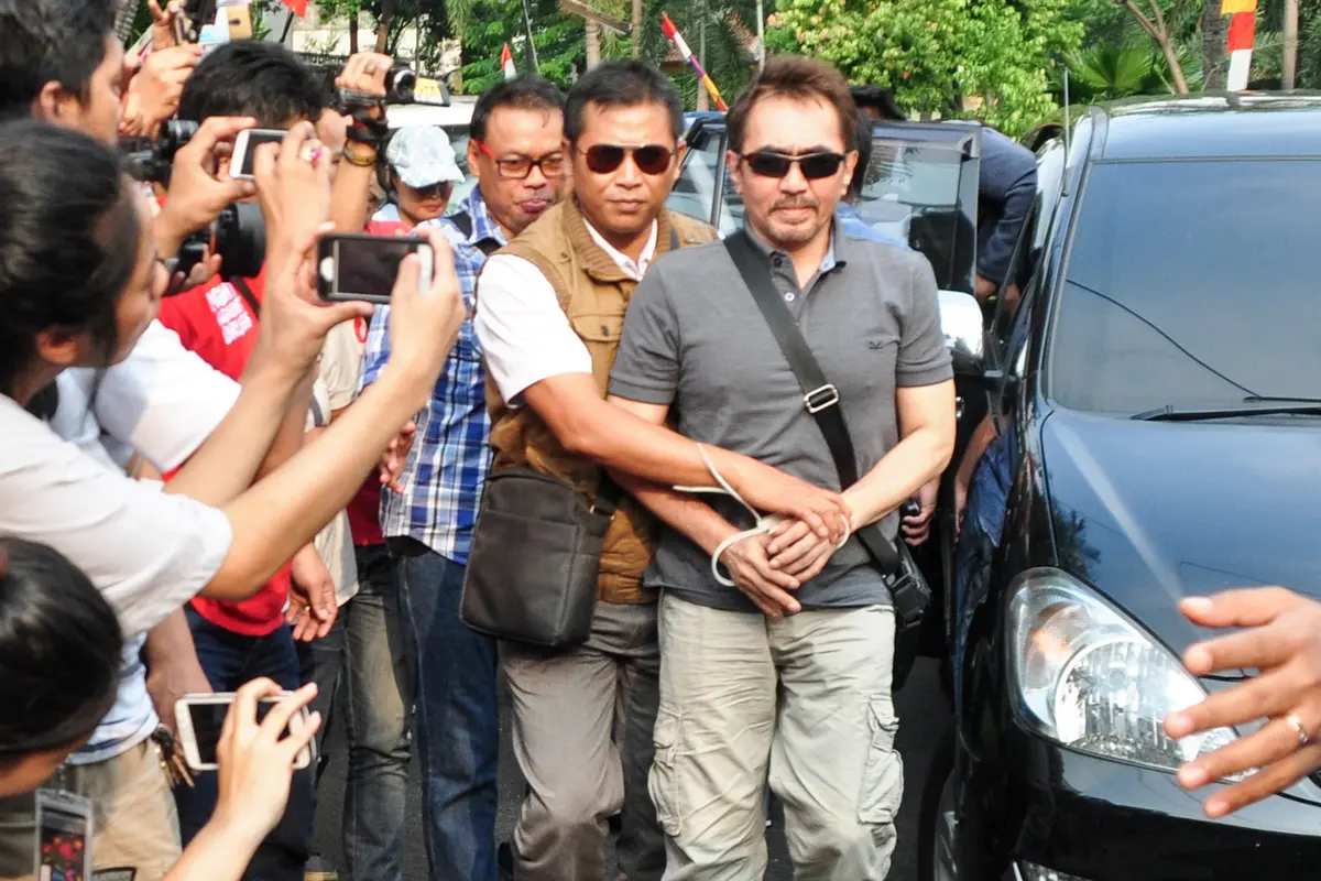 Lengkapi Barang Bukti, Polisi Geledah Rumah Aa Gatot