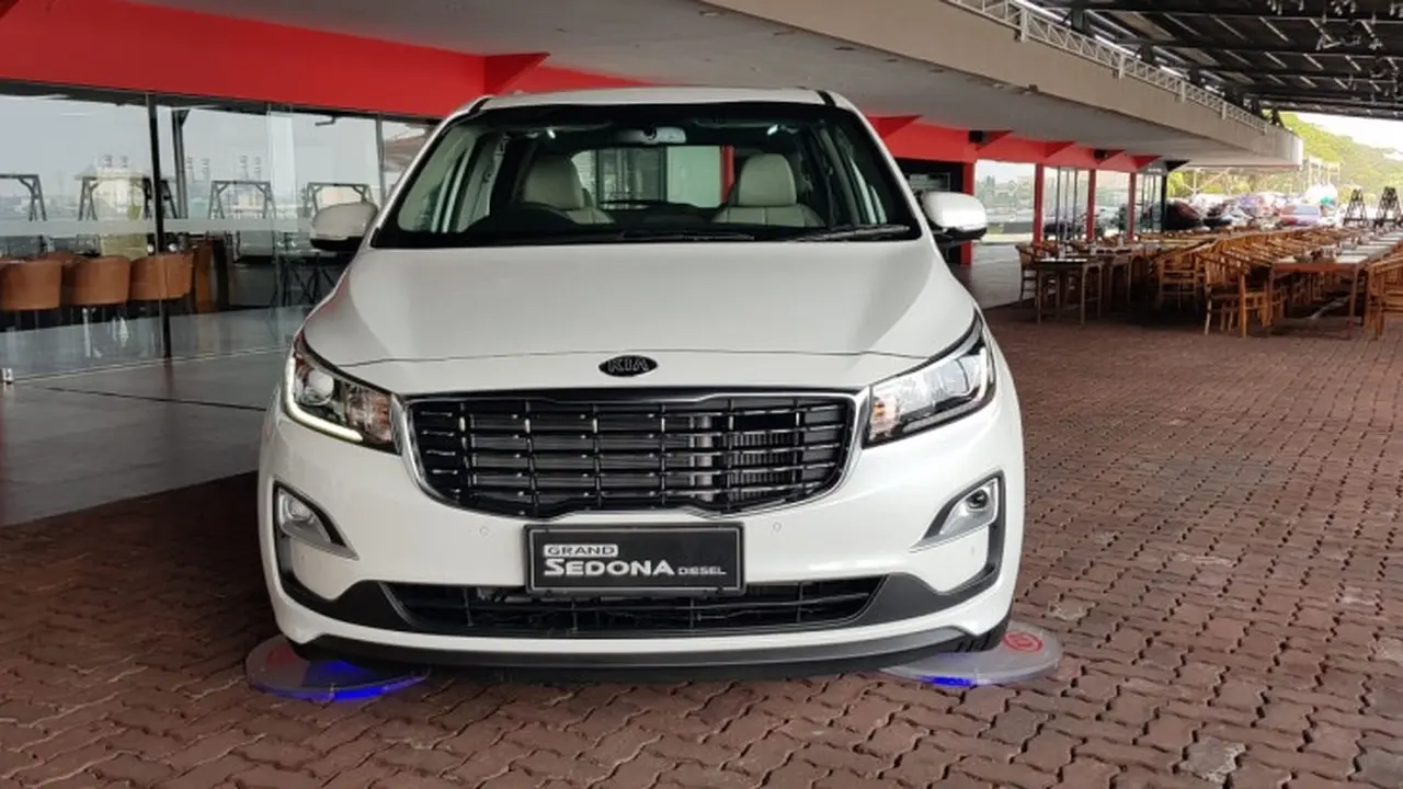 KIA Grand Sedona diesel