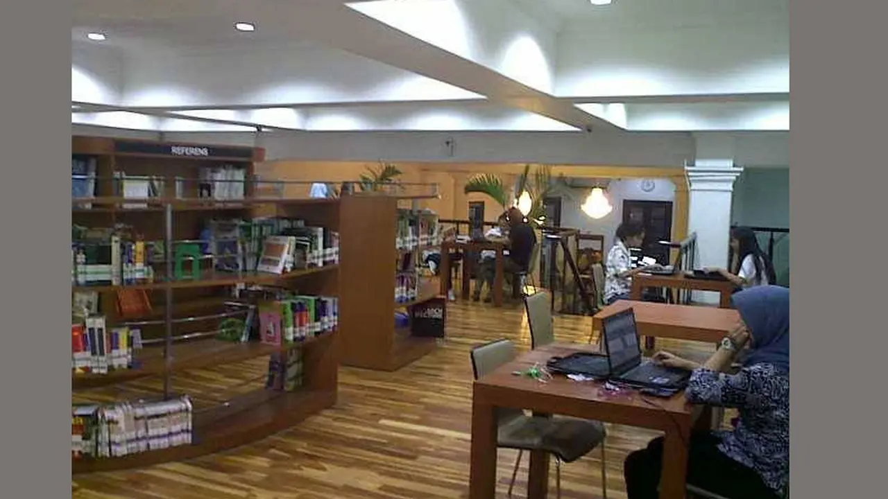 Perpustakaan Sebagai Pusat Internet Masyarakat