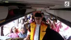 Gubernur DKI Jakarta terpilih Anies Baswedan mengapresiasi warga Jakarta, khususnya yang bekerja di moda transportasi umum.