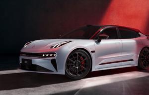 Zeekr 001 5th Anniversary Edition menyapa publik Tiongkok. (Carnewschina)