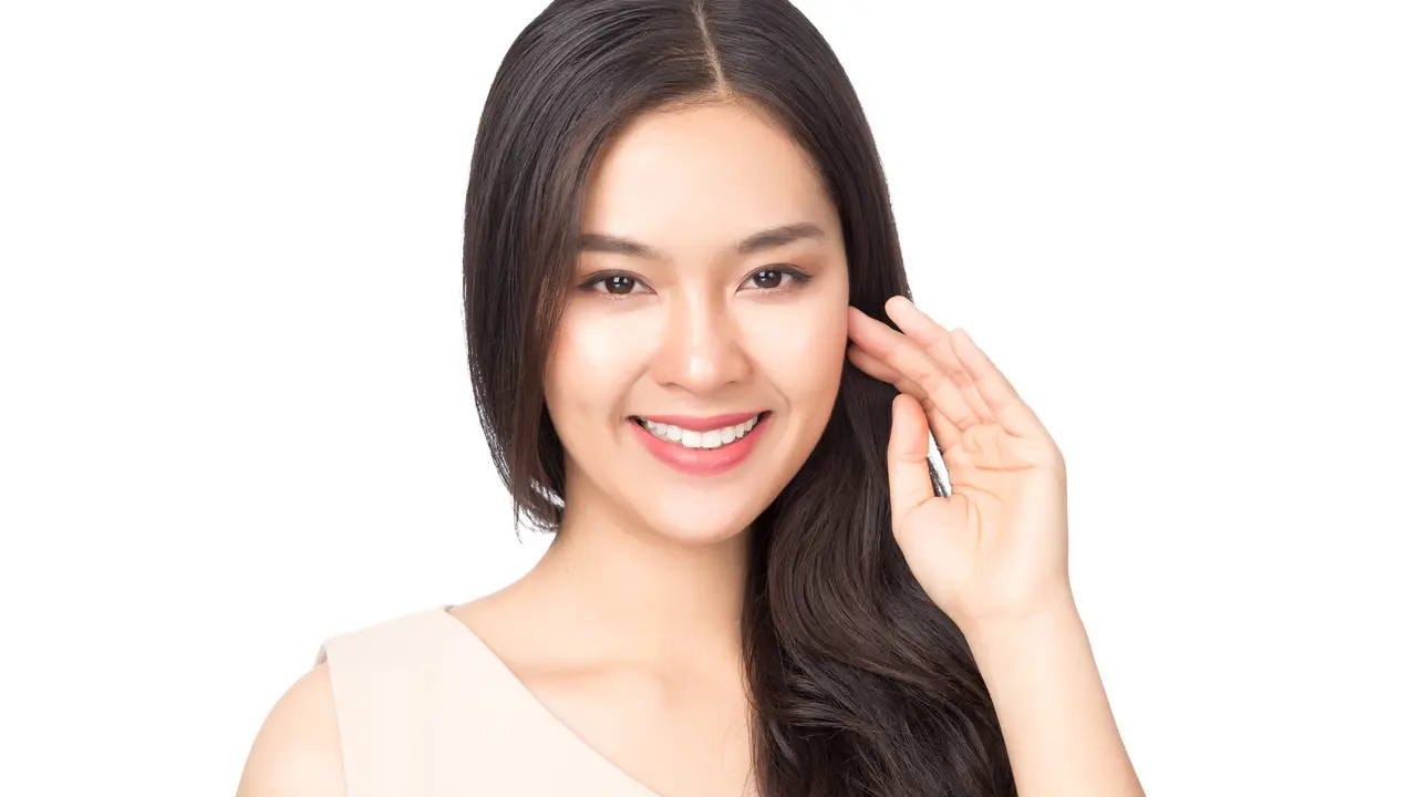 Kulit Kusam dan Kering? Kenali Pentingnya Brightening dan Hydrating Sekaligus