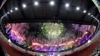 Pesta kembang api mewarnai upacara penutupan SEA Games 2019 di Stadion New Clark City, Filipina, Rabu (11/12). Filipina menjadi juara umum pada gelaran kali ini. (Bola.com/M Iqbal Ichsan)