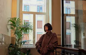 Gaya Extraordinary Nana dari Rambut hingga Outfit di Milan