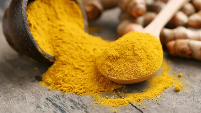 Kunyit Ampuh untuk Muluskan Kulit? (Tarapong Srichaiyos/Shutterstock)