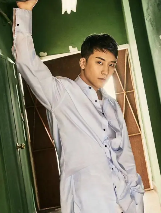 Seperti yang dilansir dari Soompi, Yang Hyun Suk pertama kali memperkenalkan YGX pada bulan lalu sebagai perusahaan yang merger dengan label NHR milik Seungri. (Foto: instagram.com/seungriseyo)