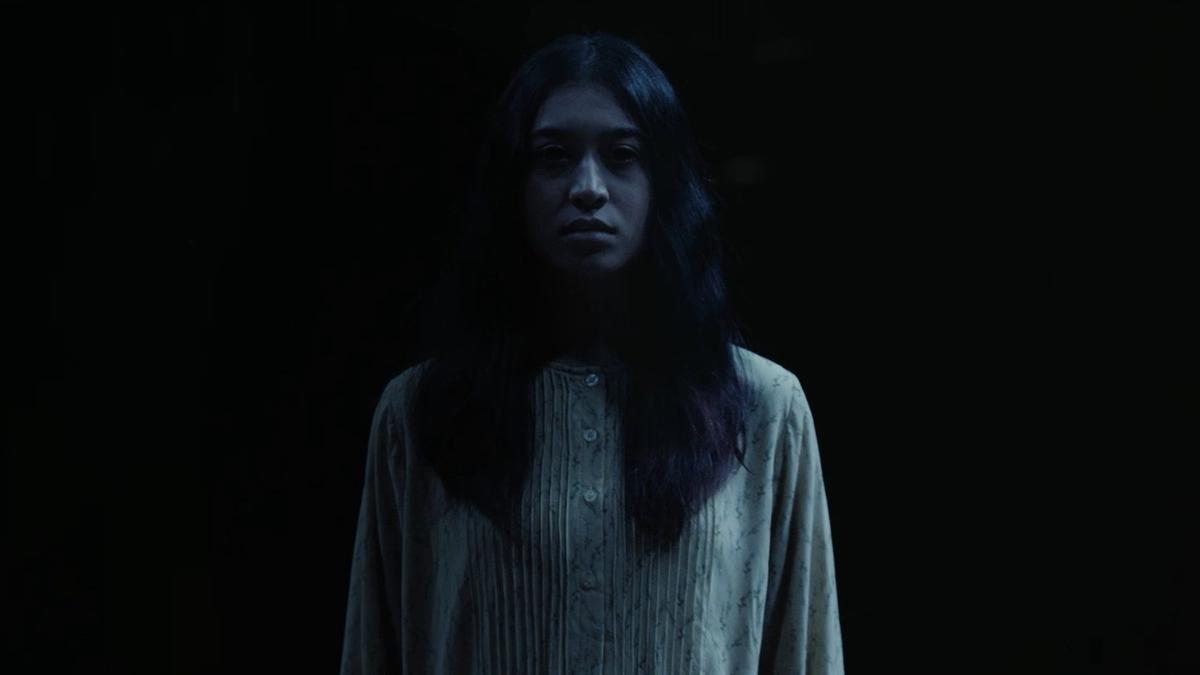 Bisikan Desa Gringsing Rilis Poster dan Trailer, Horor Misteri dengan Teknologi Virtual Production
