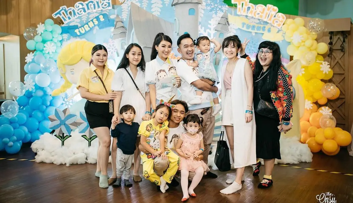 Potret Ultah Thania dan Thalia Putri Onsu (Instagram/sarwendah29)