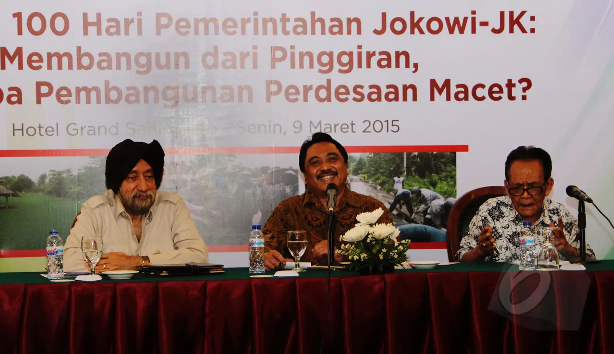 Sejumlah ahli ekonomi hadir dalam seminar "Evaluasi 100 Hari Pemerintahan Jokowi-JK. Membangun dari Pinggiran, Mengapa Pembangunan Perdesaan Macet?", Jakarta, Senin (9/3/2015). (Liputan6.com/Helmi Afandi)