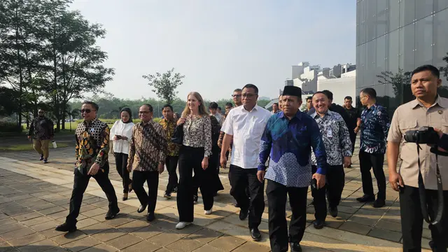 Ketika Menteri Lingkungan Hidup Disinggung Soal Film Pesta Babi