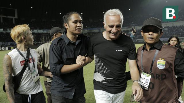 Liga 1 Indonesia 2018 : Persib Bandung Vs Persija Jakarta