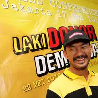 Rio Dewanto di kantor PMI Pusat, Jalan Gatot Subroto, Jakarta Selatan, Selasa (17/5/2016) (Ruswanto/Bintang.com)