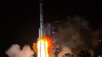 Roket pengangkut Long March-3B milik China. (Xinhua/Zheng Zhongli)