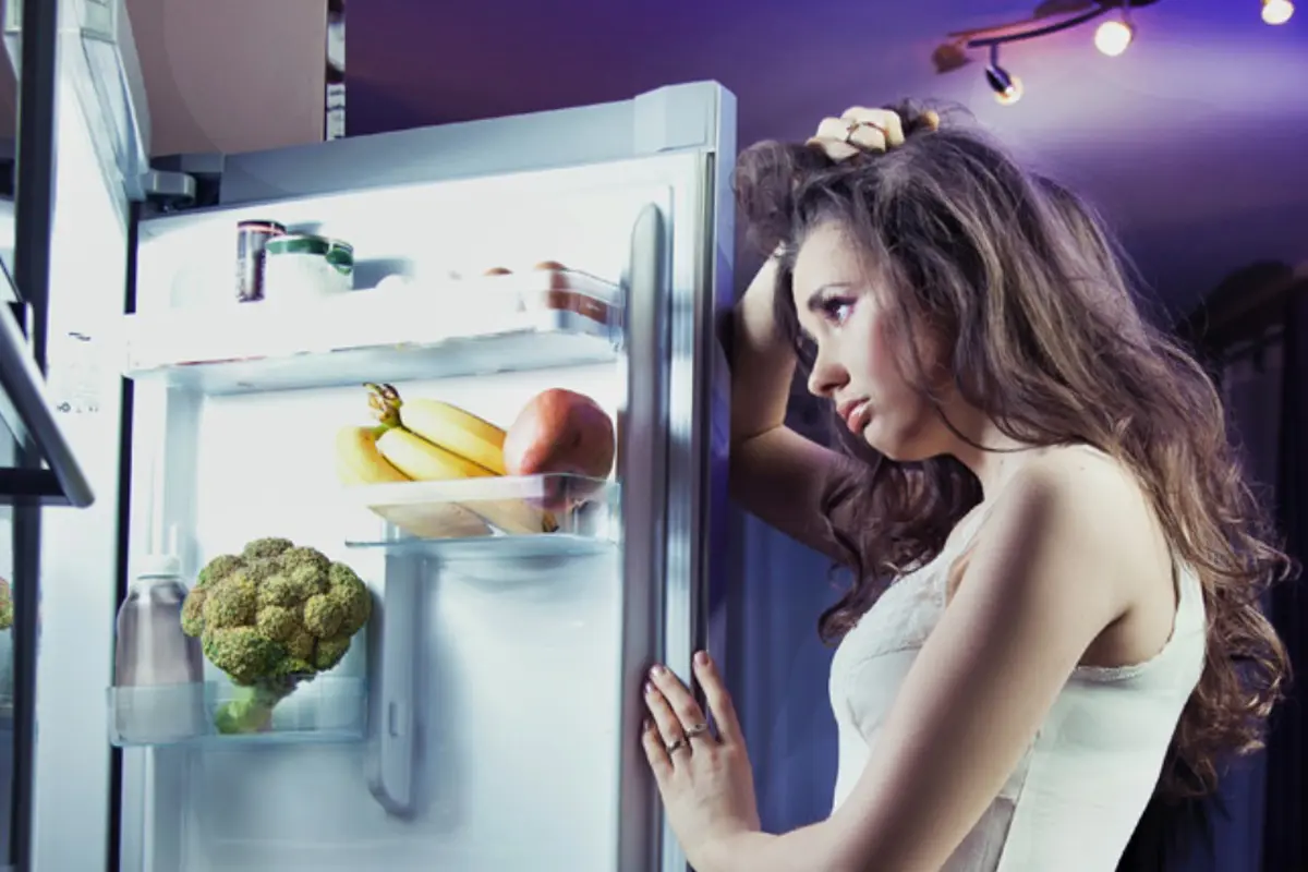 Apa yang Harus Anda Makan Sebelum Tidur untuk Turunkan Berat?