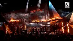 Ajang penghargaan musik bergengsi, Brit Awards 2018 baru saja digelar di O2 Arena, Inggris.