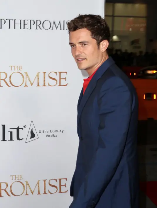 Kedekatan mereka tersiar sejak Orlando mengakhiri hubungannya dengan penyanyi papan atas Katy Perry. Perpisahan antara keduanya memang sempat mengejutkan publik lantaran terbilang tiba-tiba. (AFP/Bintang.com)